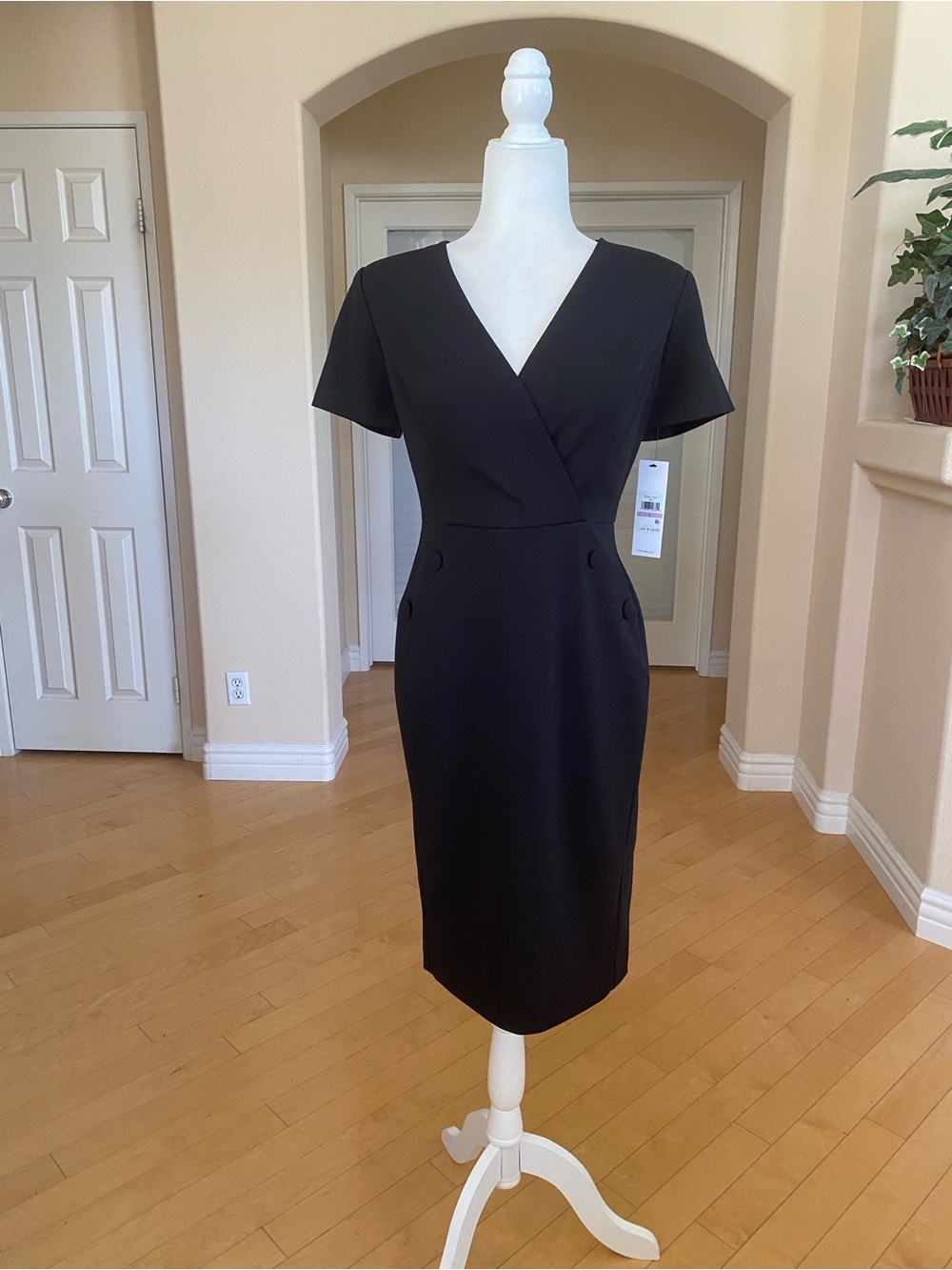 Calvin Klein Black V-Neck Sheath Midi Dress